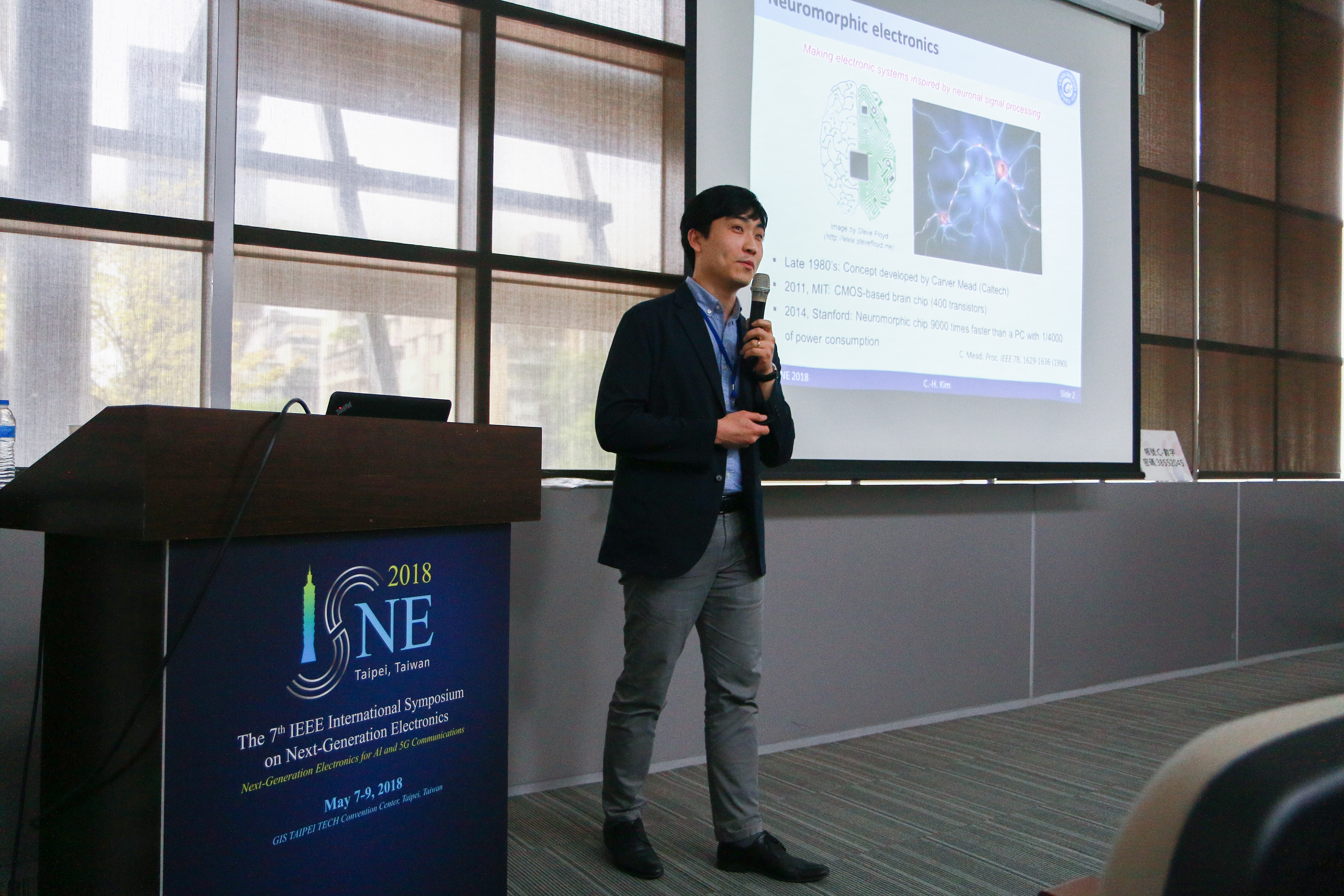 Prof. Kim delivering a talk at IEEE ISNE (International Symposium on Next-Generation Electronics), Taipei, Taiwan (2018-05-07)