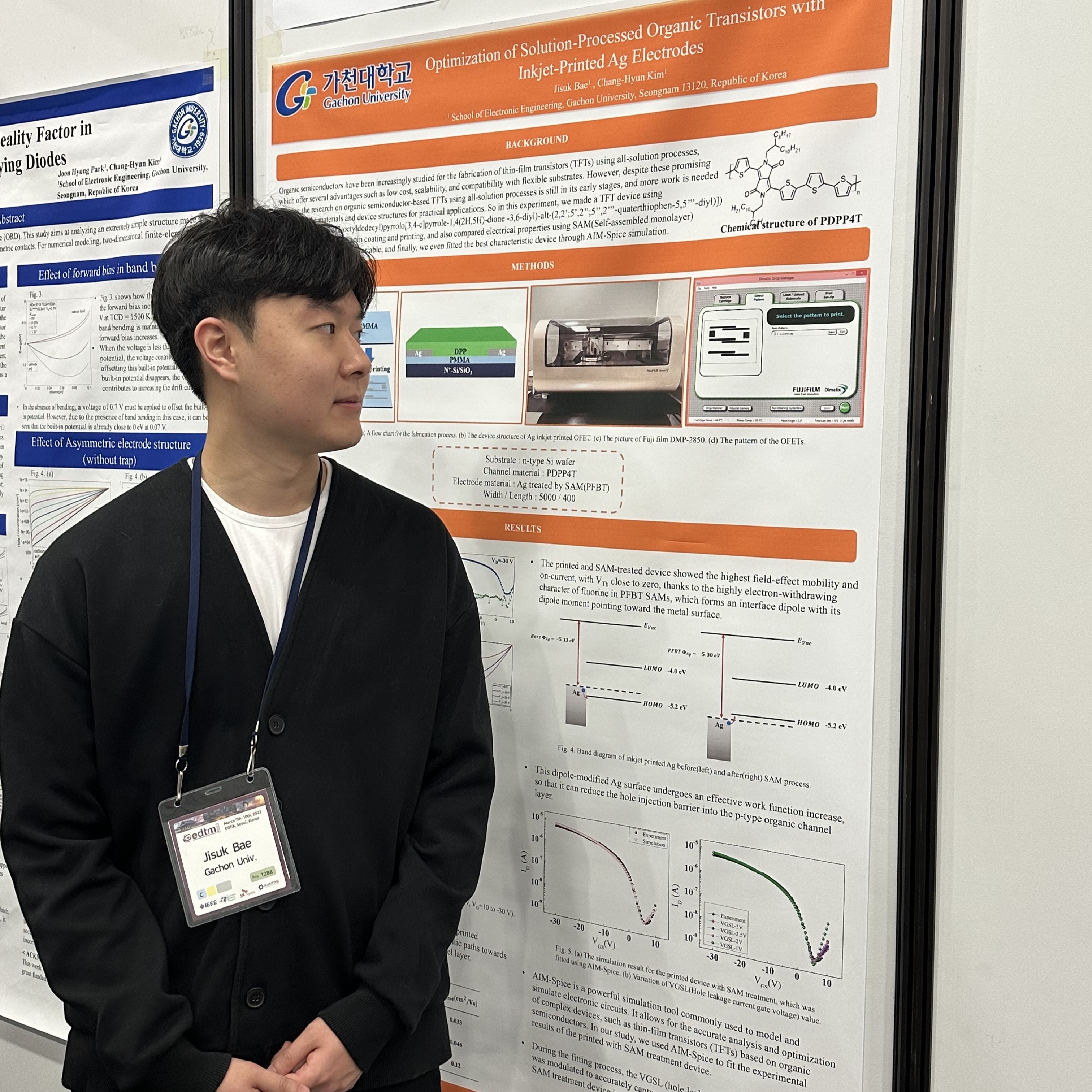 Jisuk presenting a poster at IEEE EDTM (Electron Devices Technology and Manufacturing) Conference, Seoul, Korea (2023-03-08)