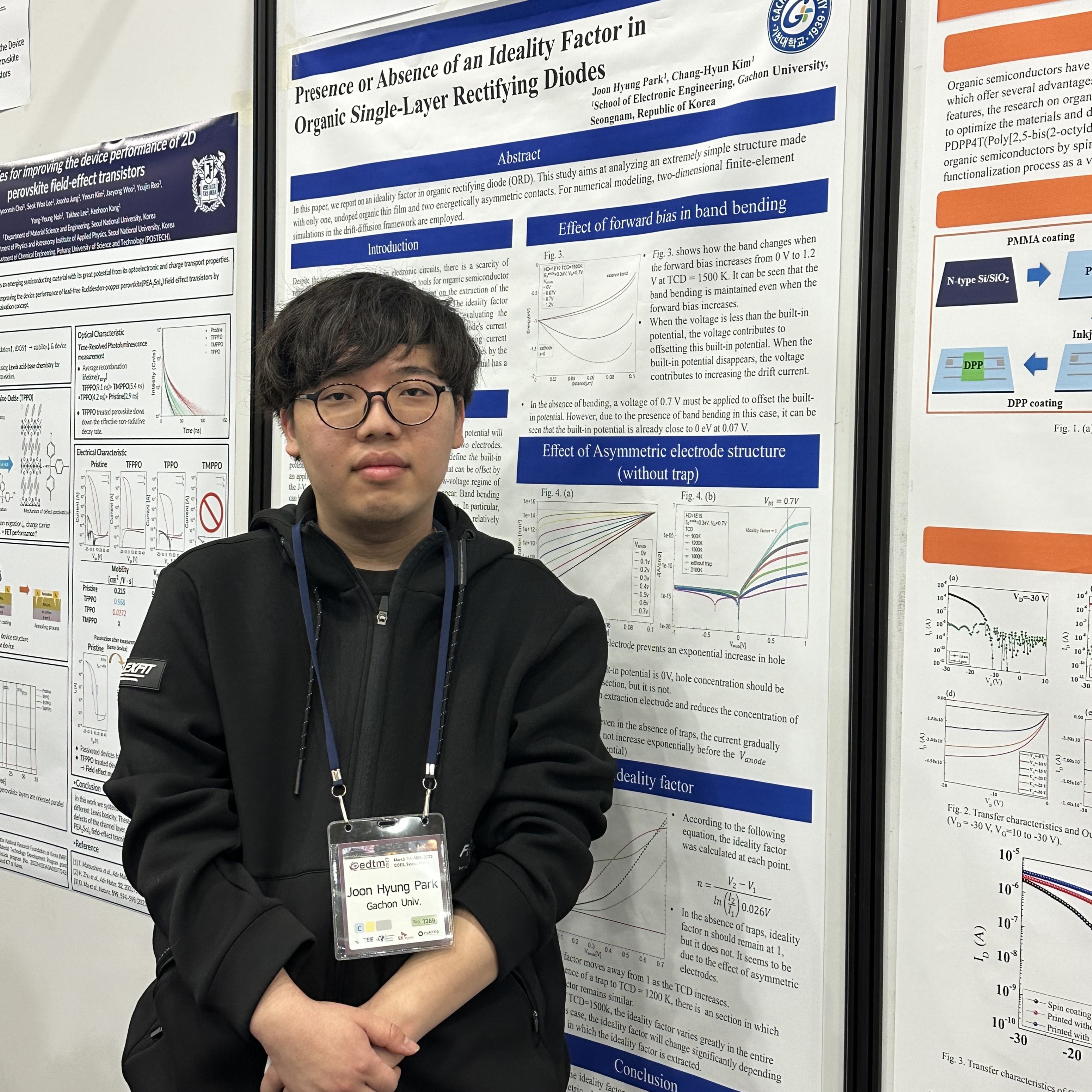 Joonhyung presenting a poster at IEEE EDTM (Electron Devices Technology and Manufacturing) Conference, Seoul, Korea (2023-03-08)