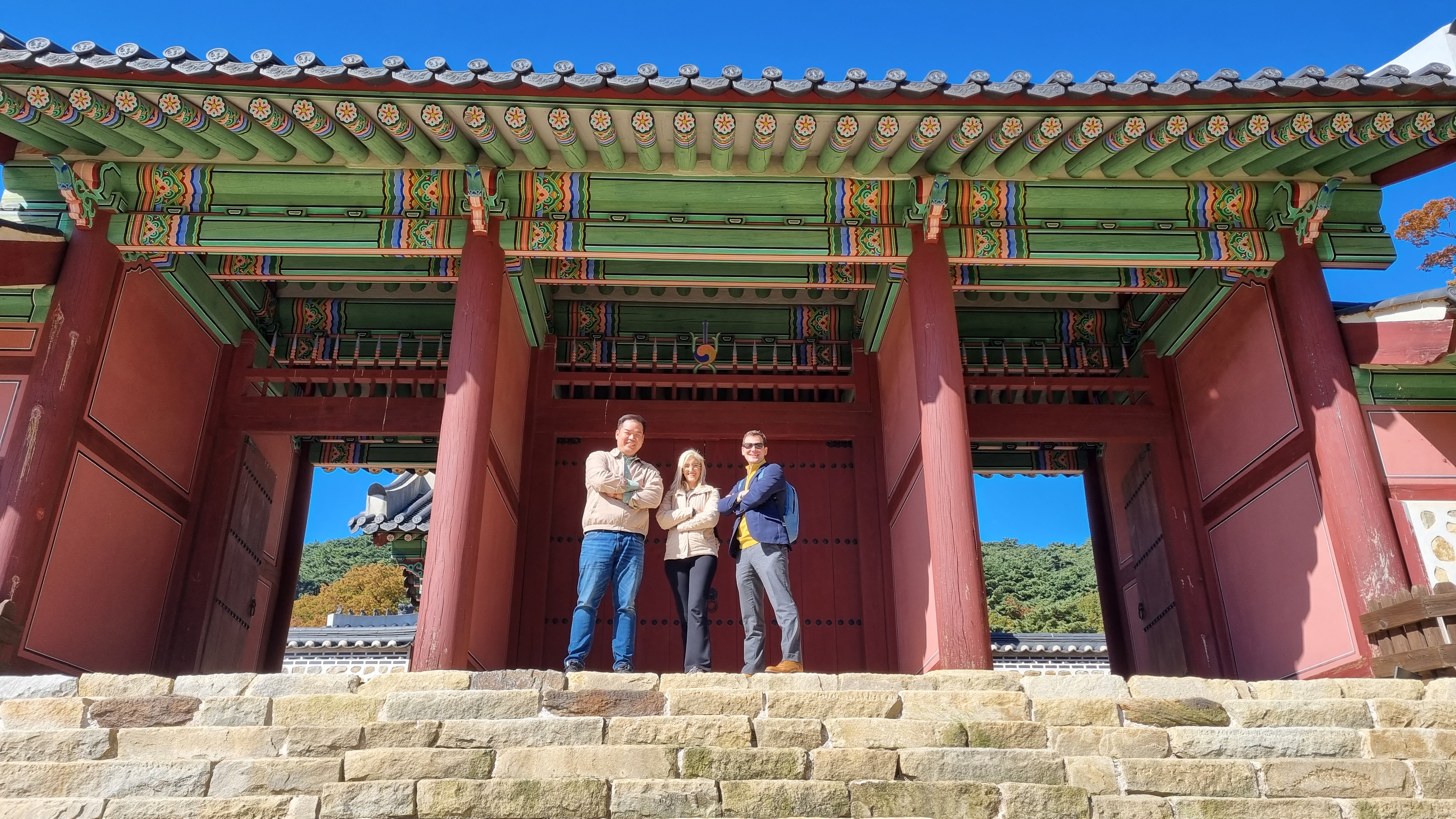 Prof. Kim (taking the photo) with Prof. Hocheon Yoo, Dr. Eva Bestelink and Prof. Radu Sporea in Namhansanseong, Korea (2022-10-19)